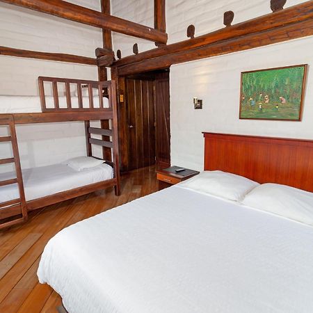 Hotel Ile 바뇨스 외부 사진